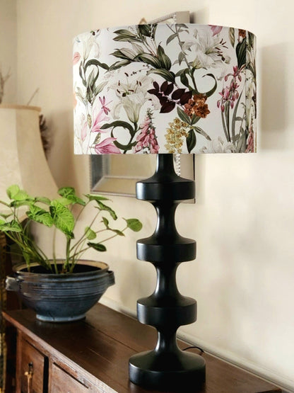 👑 Countess Petal - The Garden Whisperer